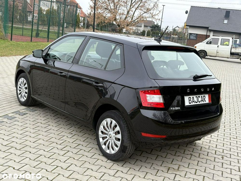 Skoda Fabia 1.0 Active - 5