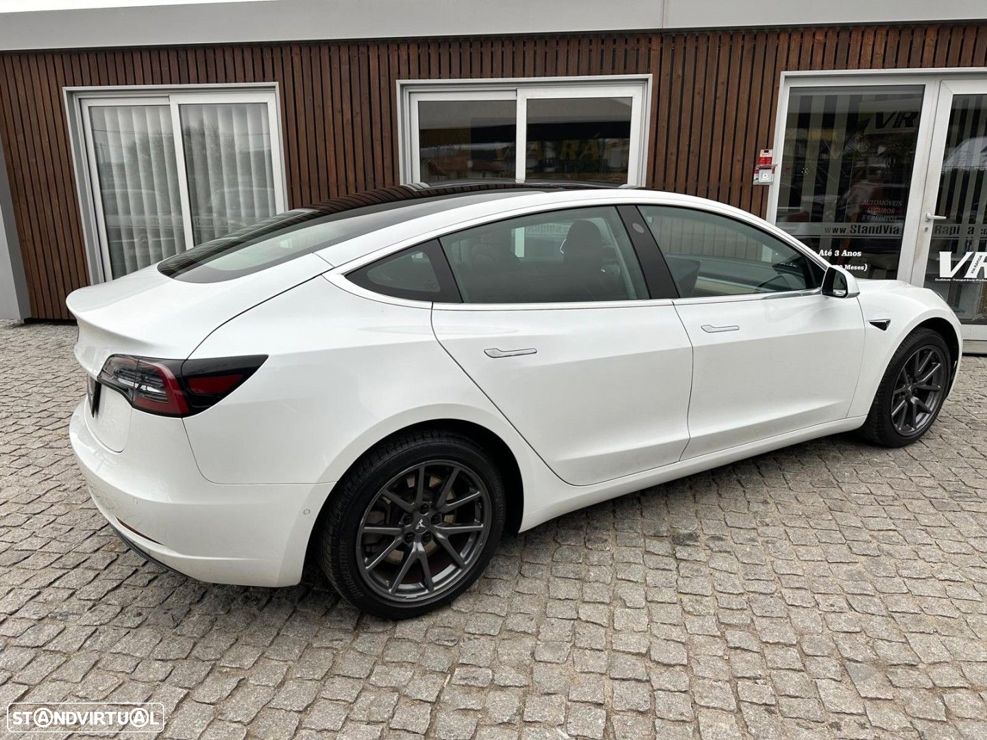 Tesla Model 3 Long-Range RWD - 28