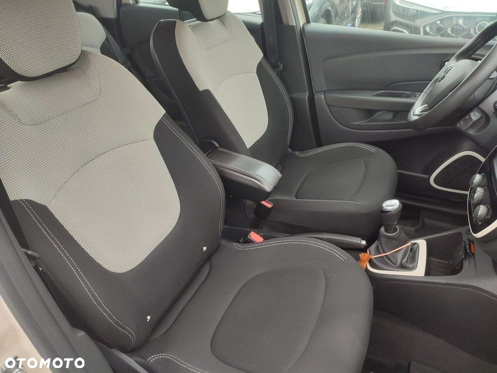 Renault Captur - 18