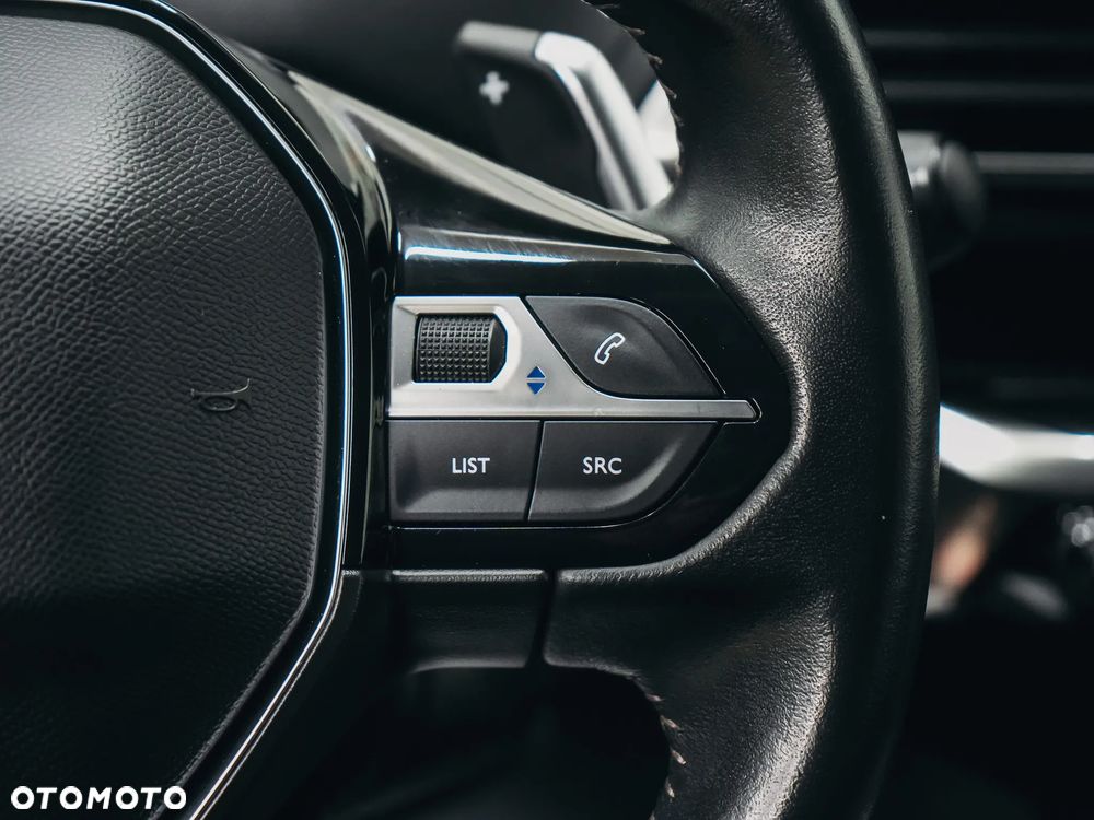 Peugeot 5008 - 17