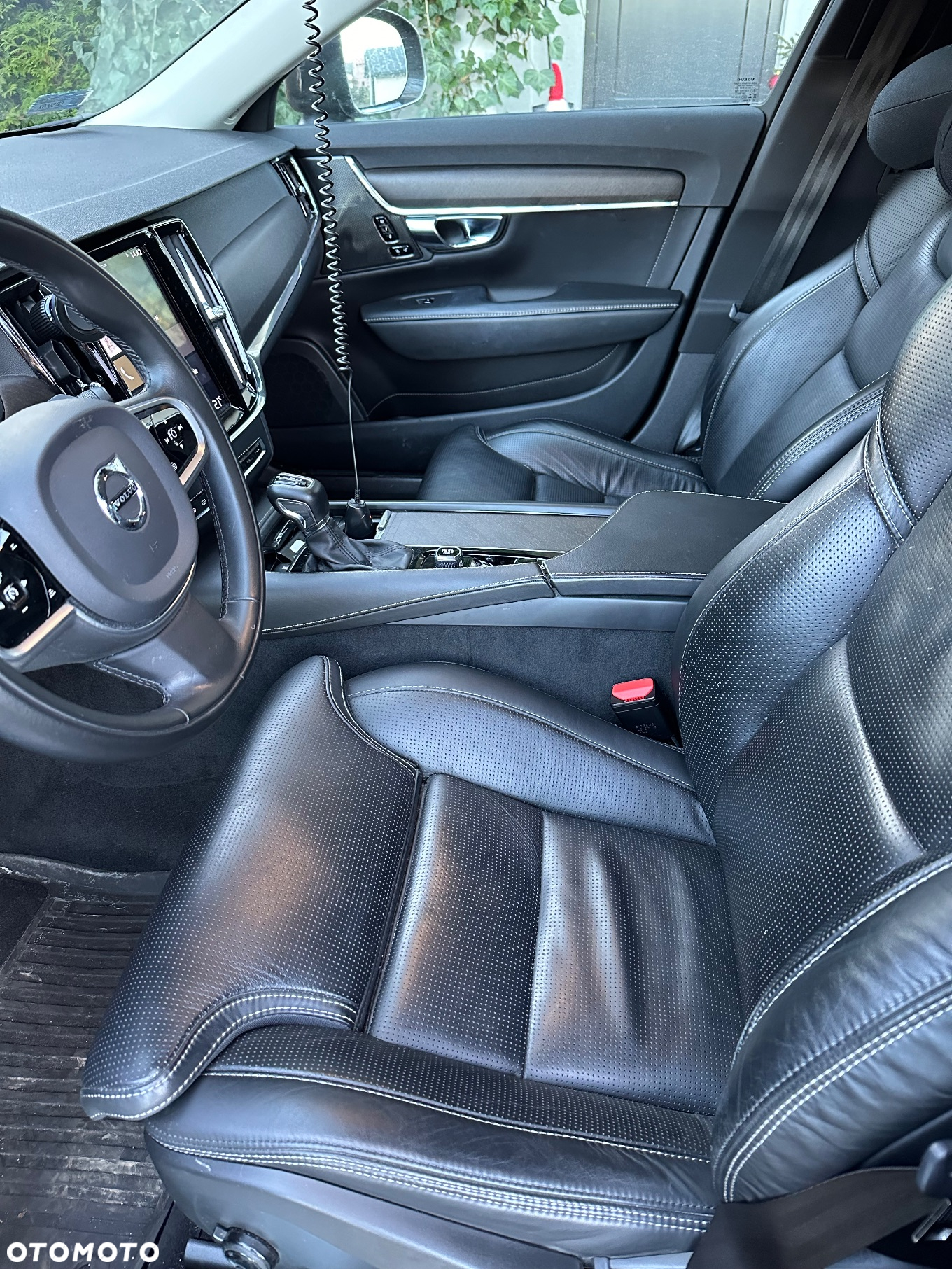 Volvo V90 D5 SCR AWD Momentum Pro - 20