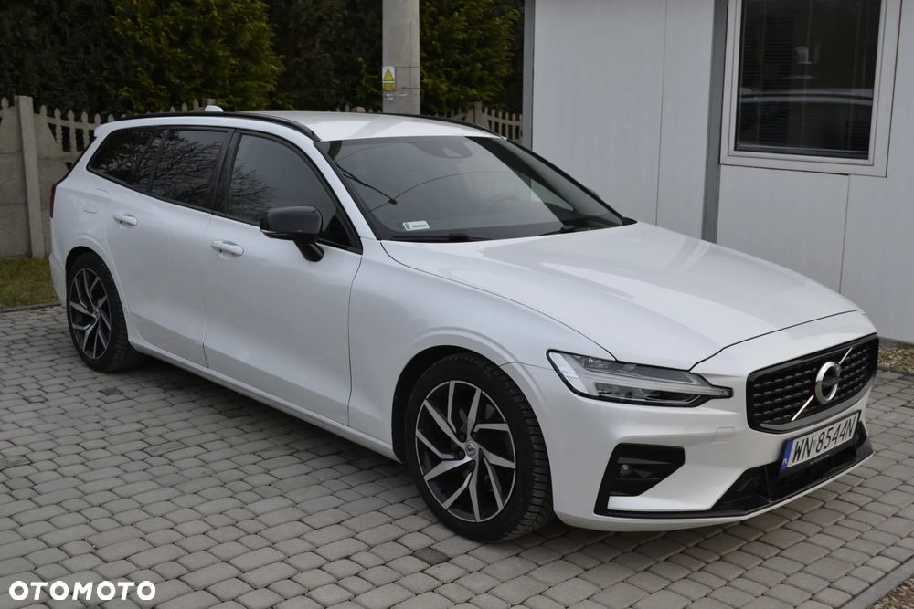 Volvo V60 B3 B R-Design - 6