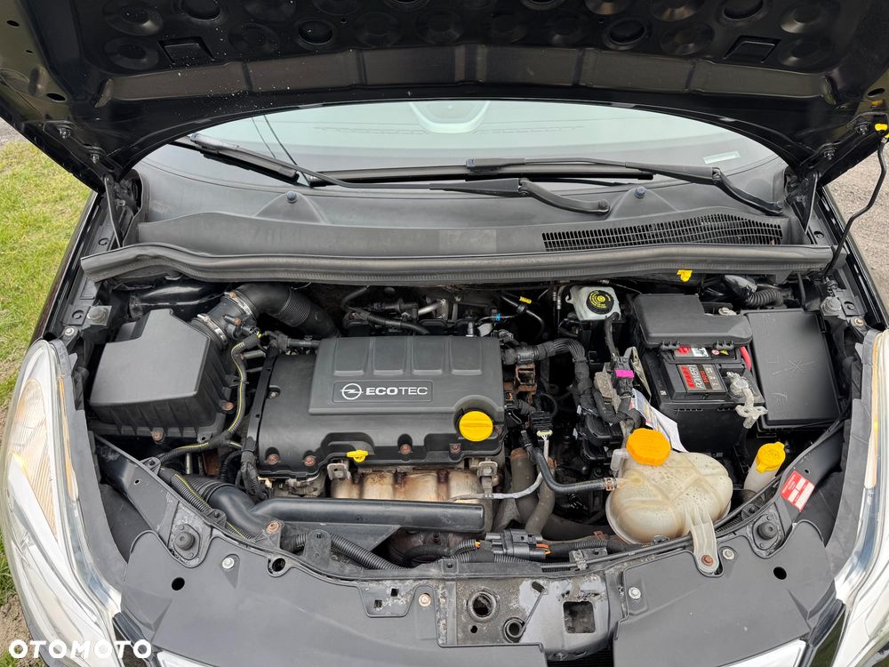 Opel Corsa 1.4 16V Edition 150 - 19