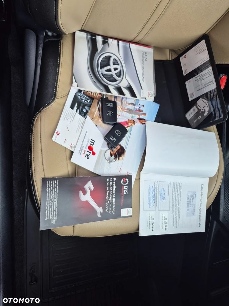 Toyota RAV4 2.0 D-4D Active - 21
