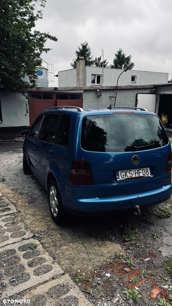 Volkswagen Touran - 3