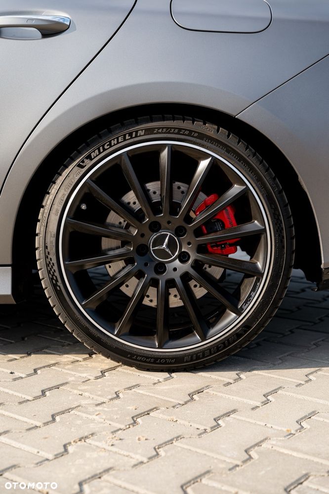 Mercedes-Benz CLA AMG 35 4-Matic 7G-DCT - 15