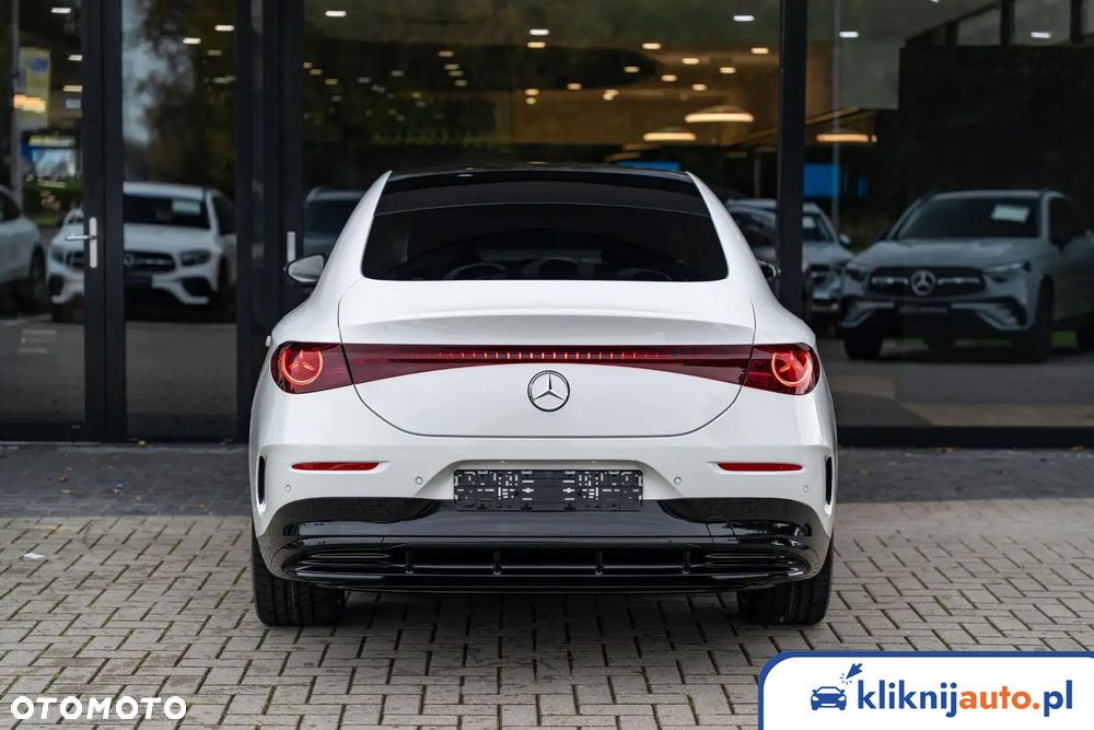 Mercedes-Benz CLA 200 AMG Line 7G-DCT - 4