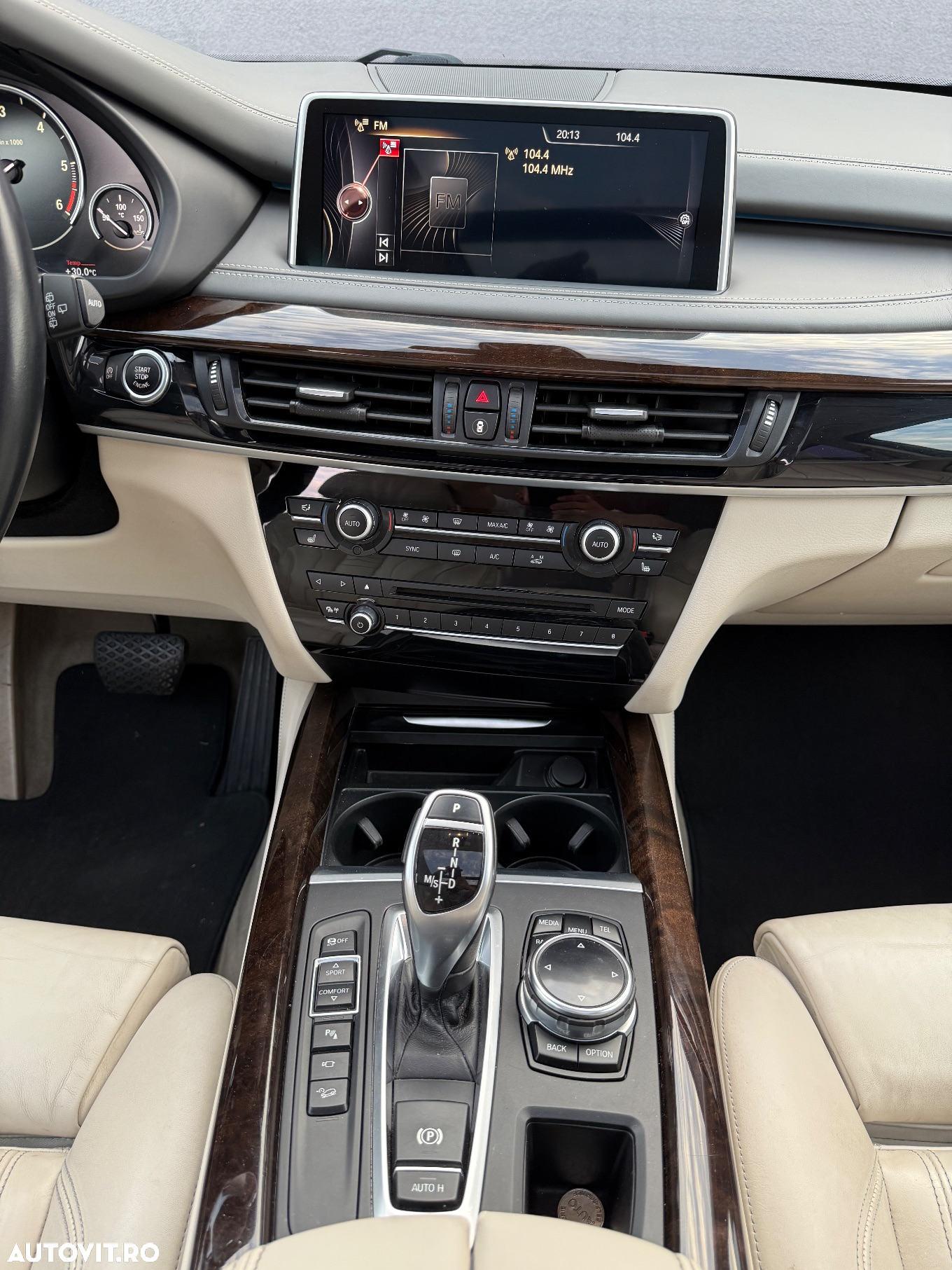 BMW X5 xDrive40d - 17