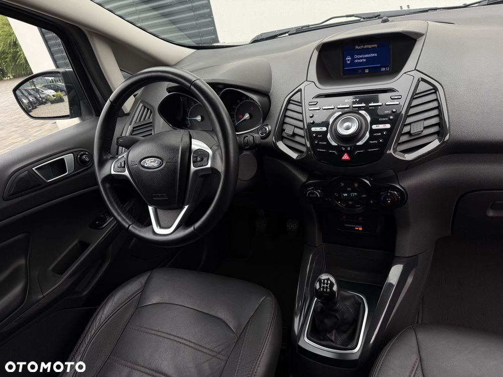 Ford EcoSport 1.0 EcoBoost TITANIUM - 27