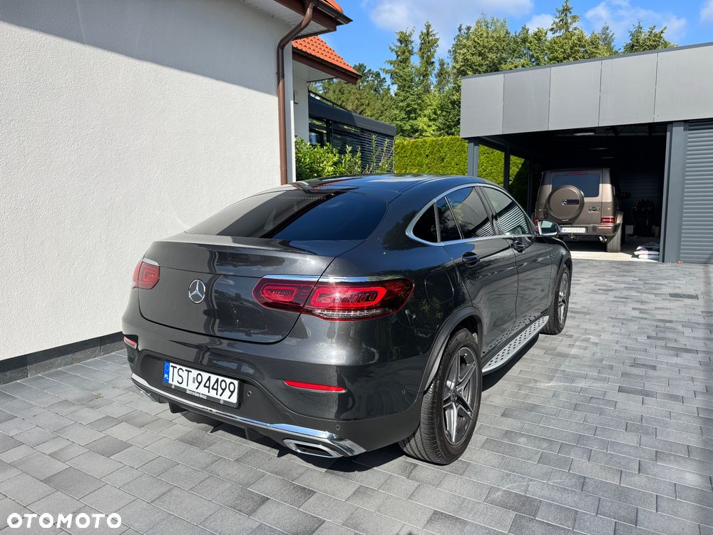 Mercedes-Benz GLC 220 d 4Matic 9G-TRONIC AMG Line - 24