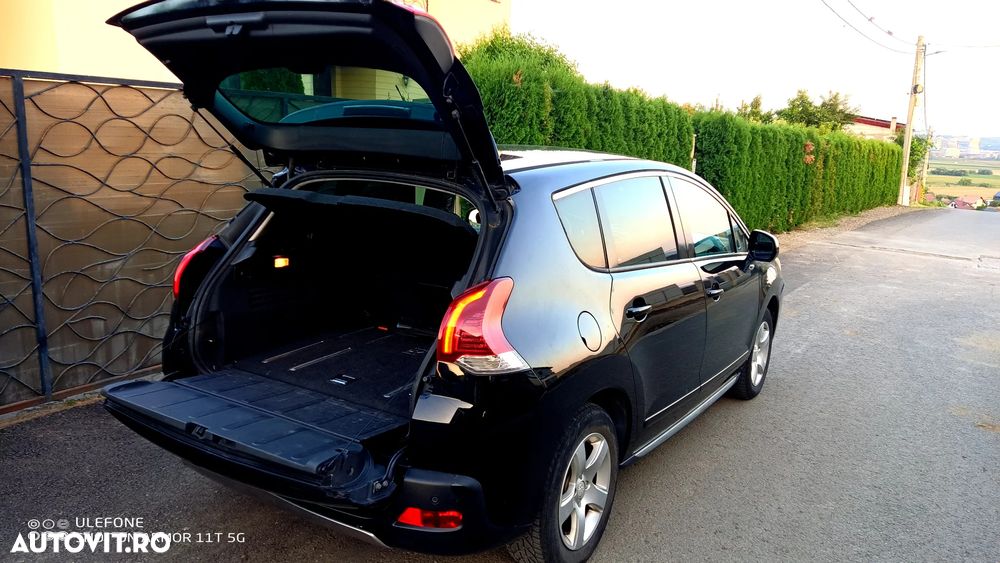 Peugeot 3008 Hybrid4 - 7