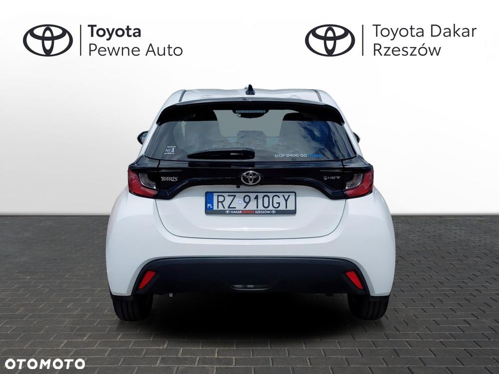 Toyota Yaris - 4