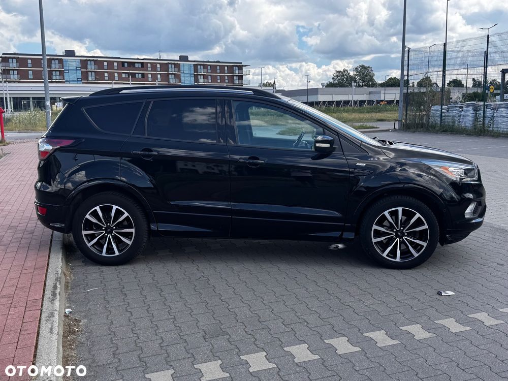 Ford Kuga 2.0 TDCi 2x4 ST-Line - 2