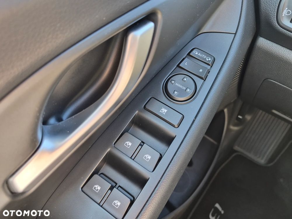 Hyundai i30 1.5 T-GDI 48V Smart - 27