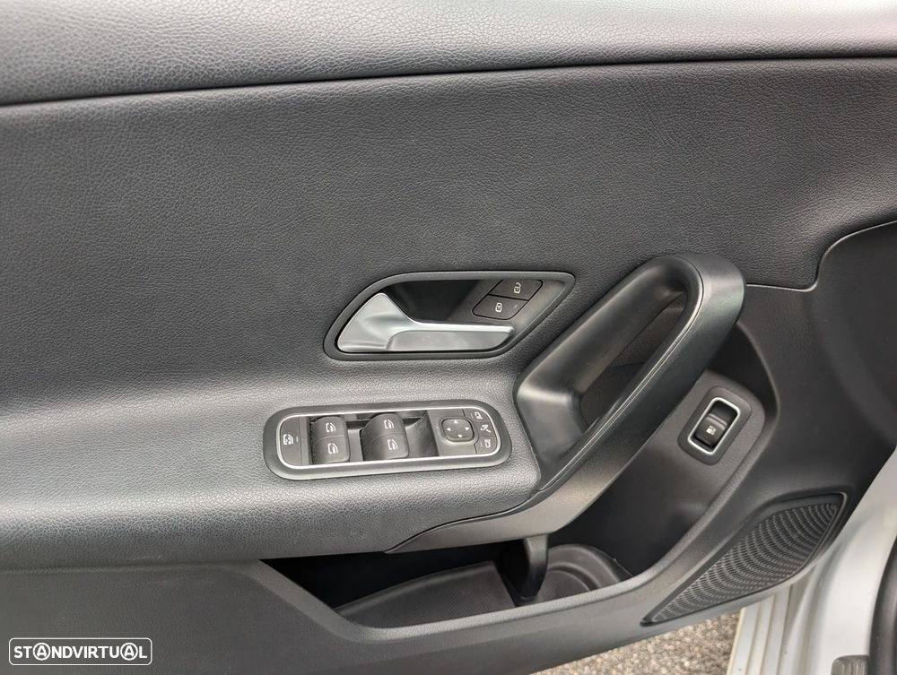 Mercedes-Benz A 250 e Style Plus - 14