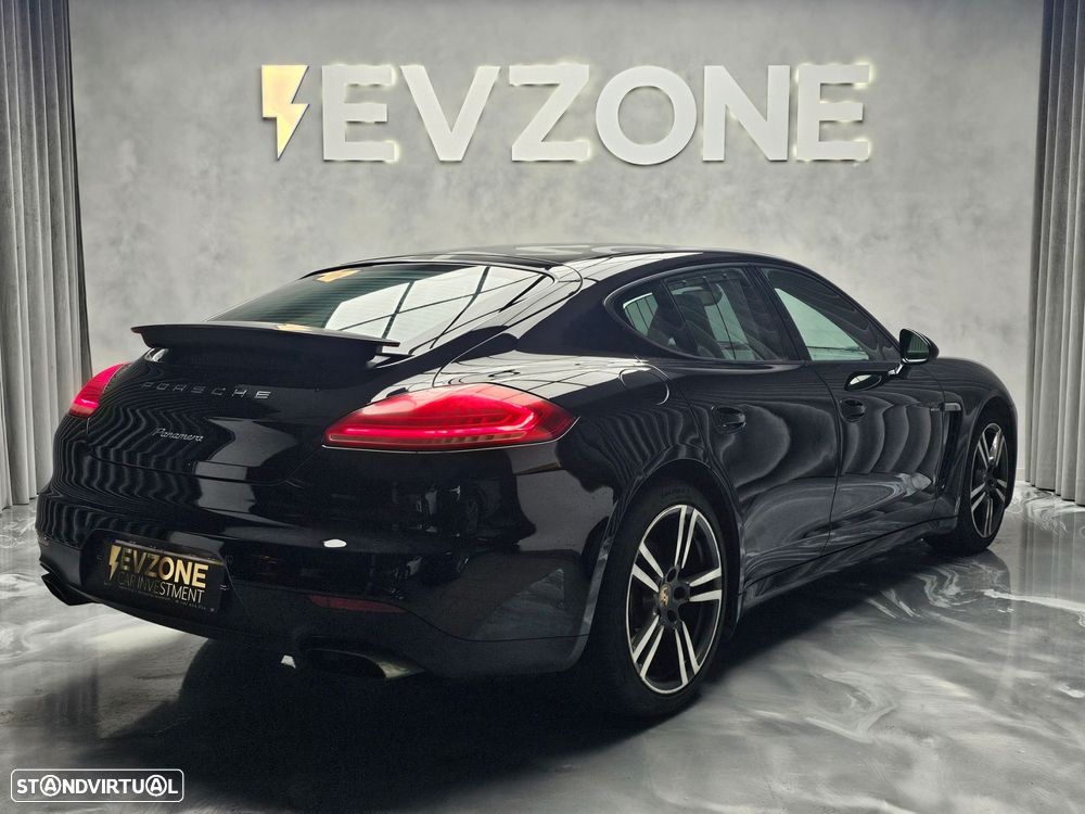 Porsche Panamera Platinum Edition - 6