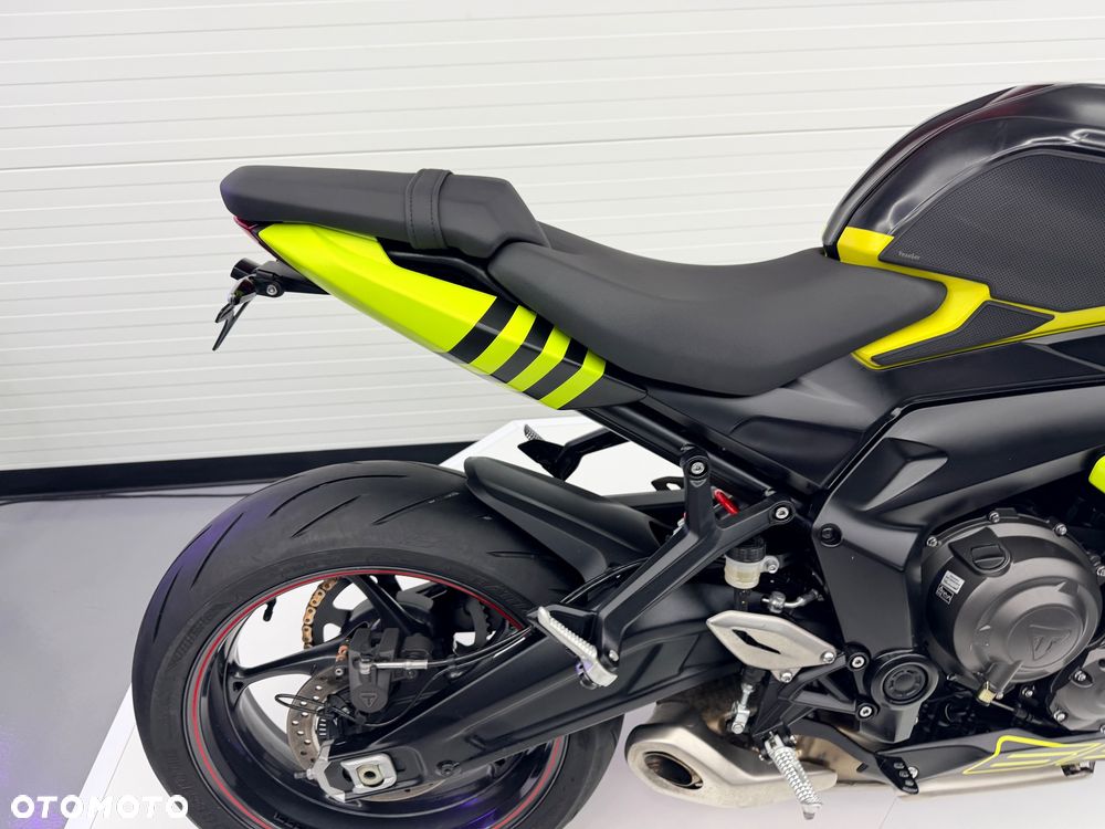 Triumph Daytona - 26