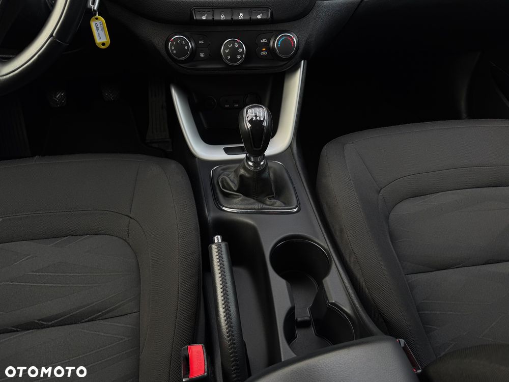 Kia Ceed 1.6 GDI Vision - 18