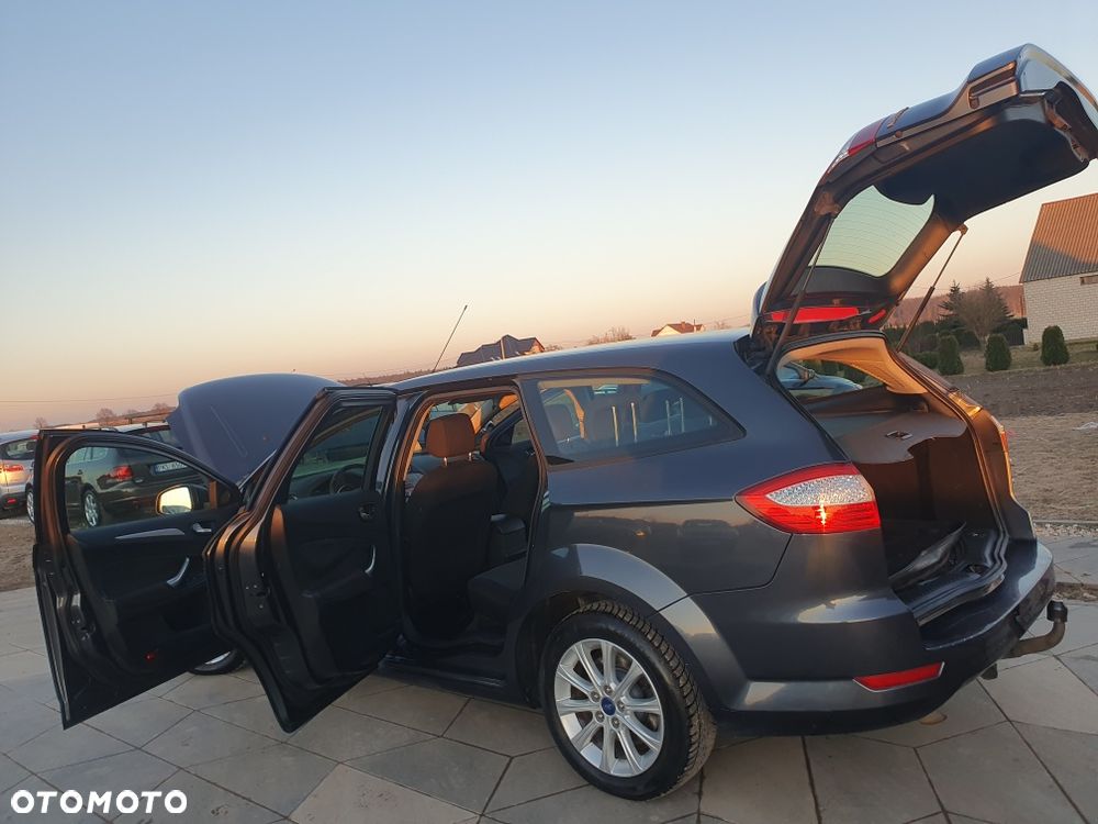 Ford Mondeo - 4