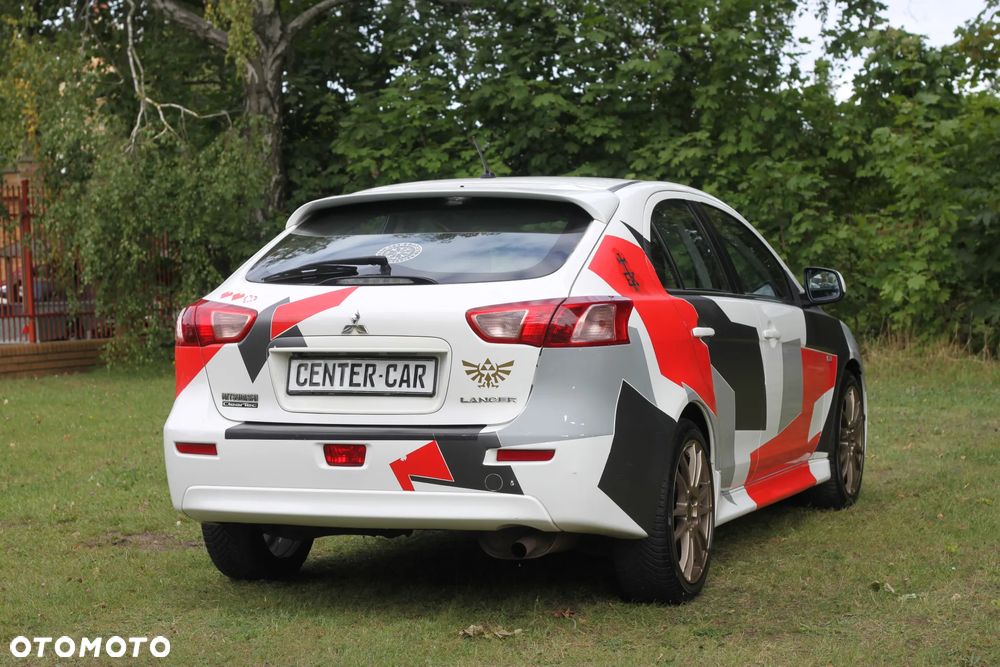 Mitsubishi Lancer - 9