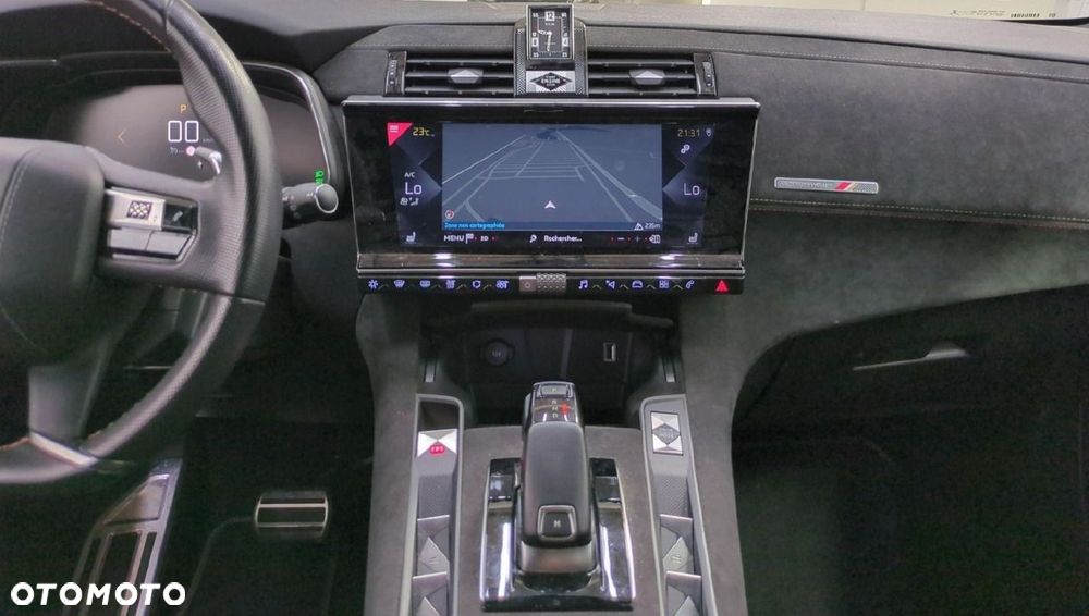 DS Automobiles DS 7 Crossback 1.6 PureTech Performance Line + - 6