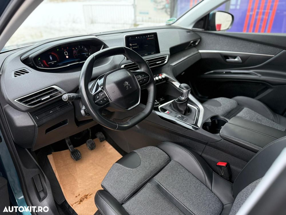 Peugeot 5008 PureTech 130 Stop & Start Allure - 12