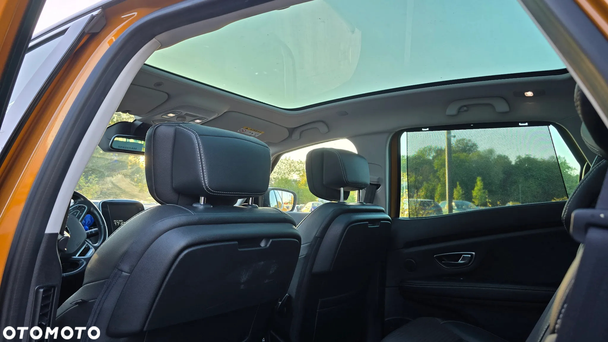 Renault Scenic 1.6 dCi Bose EDC - 33