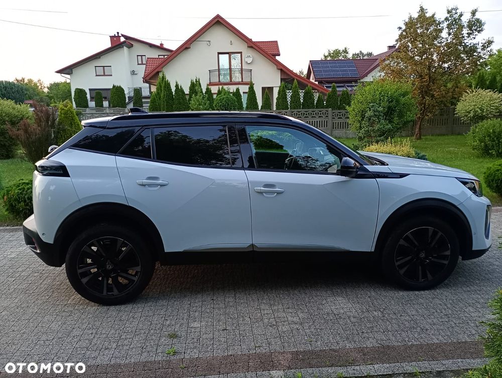 Peugeot 2008 Hybrid 136 e-DSC GT - 2