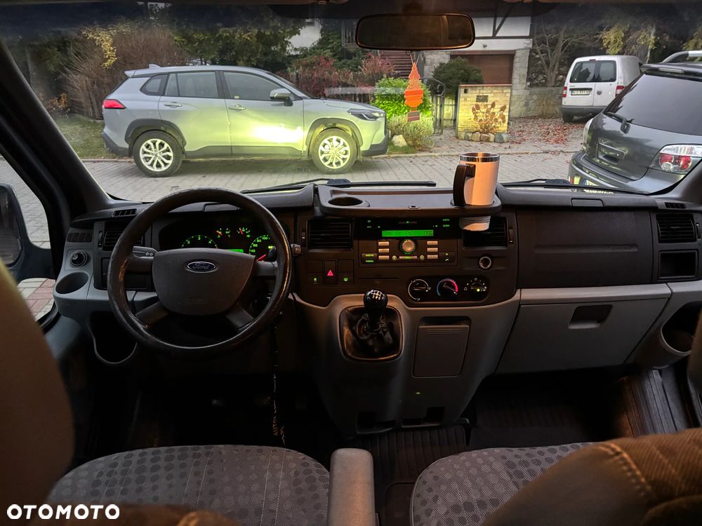 Ford Transit FT Tourneo Limited - 37