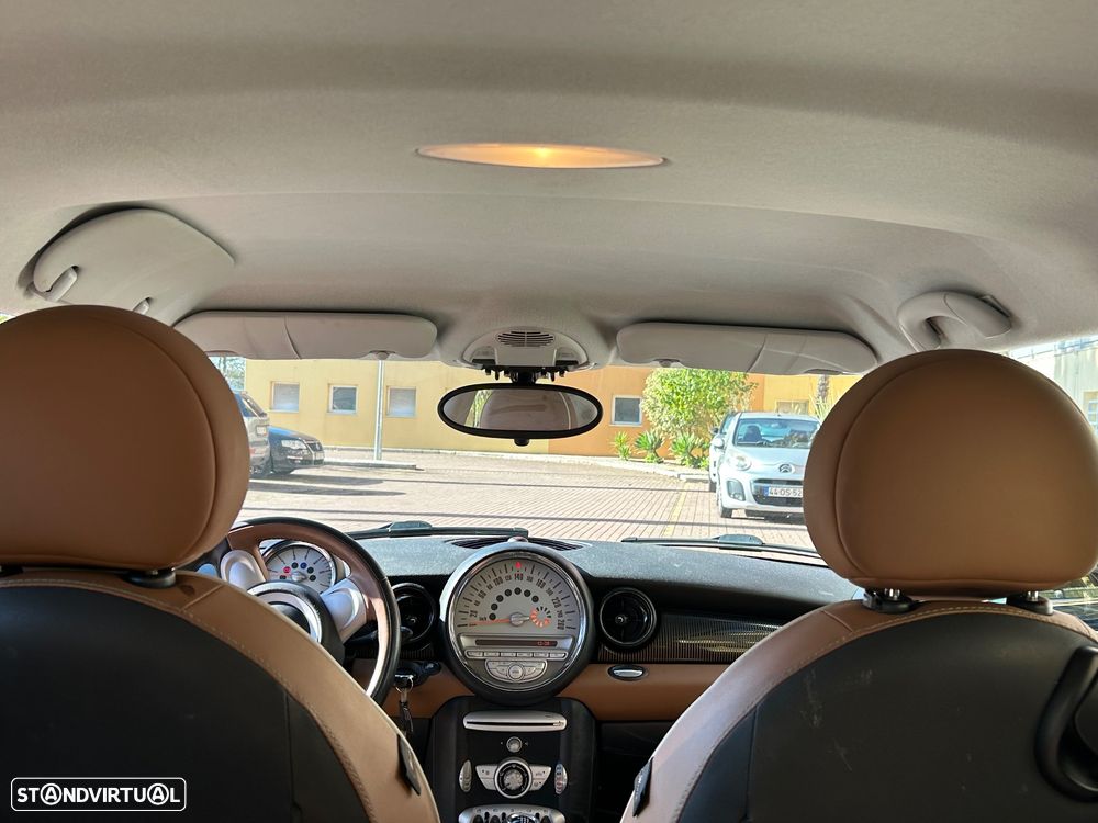 MINI 3 Portas Cooper D - 24