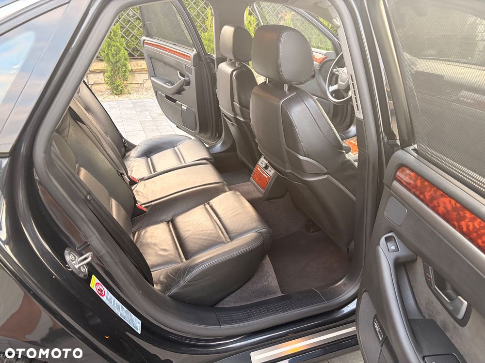 Audi A8 3.7 Quattro - 8