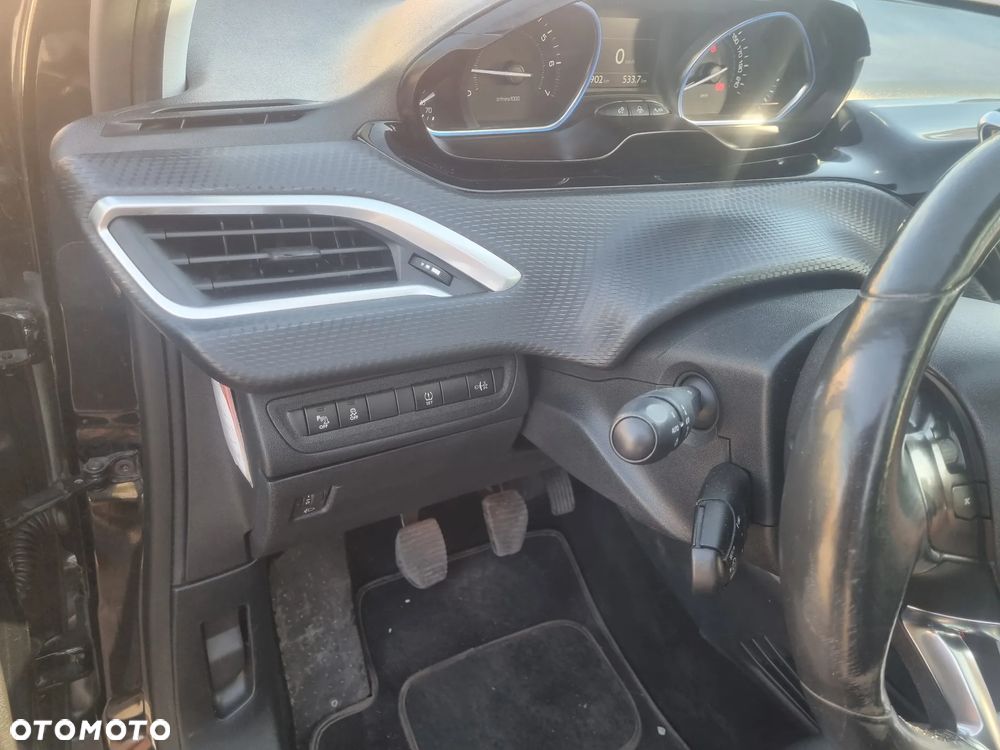 Peugeot 2008 PureTech 82 Active - 3