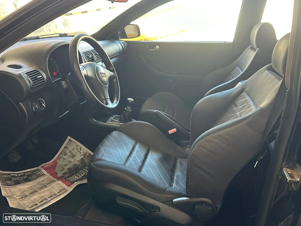 Audi A3 1.9 TDI Ambiente - 16