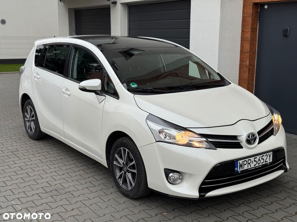 Toyota Verso 1.6 Sol - 1