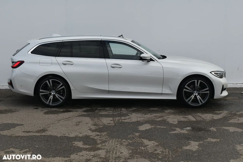 BMW Seria 3 320d xDrive AT MHEV - 8