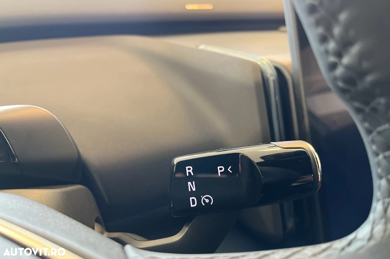 Volvo EX30 Single Motor Plus - 12