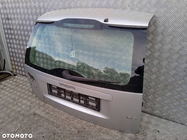 KLAPA BAGAŻNIKA VOLVO V50 - 2