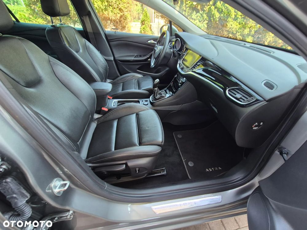 Opel Astra 1.4 T Dynamic S&S - 30