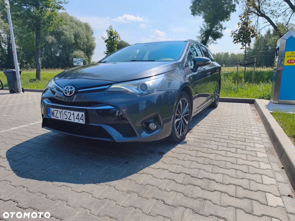 Toyota Avensis 2.0 Prestige MS - 3