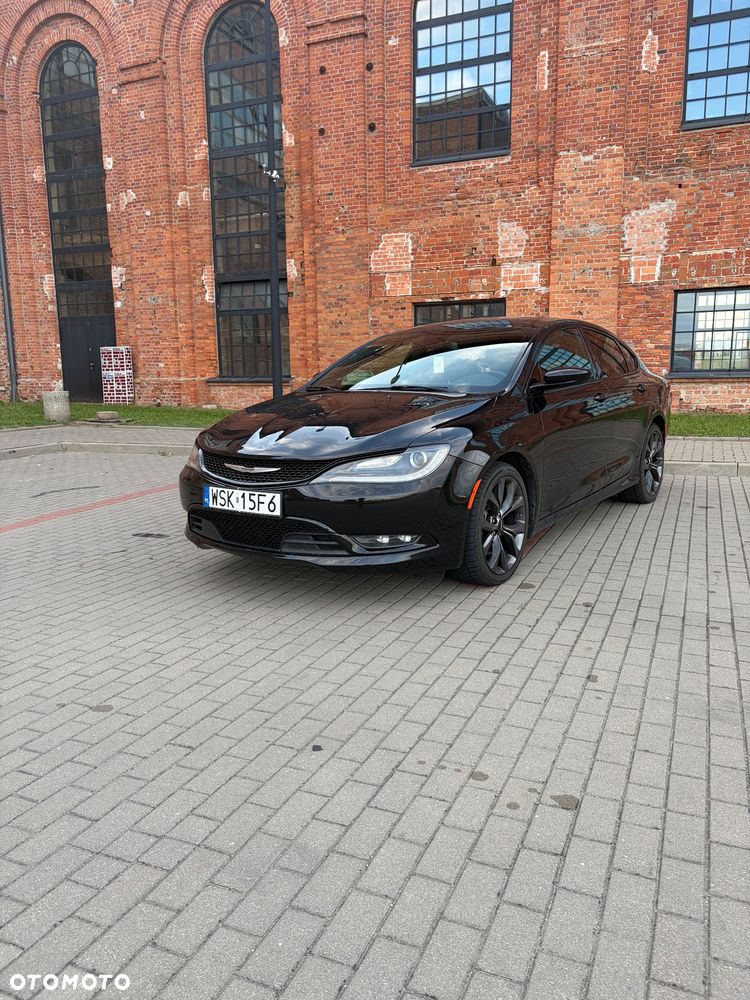 Chrysler 200 - 2