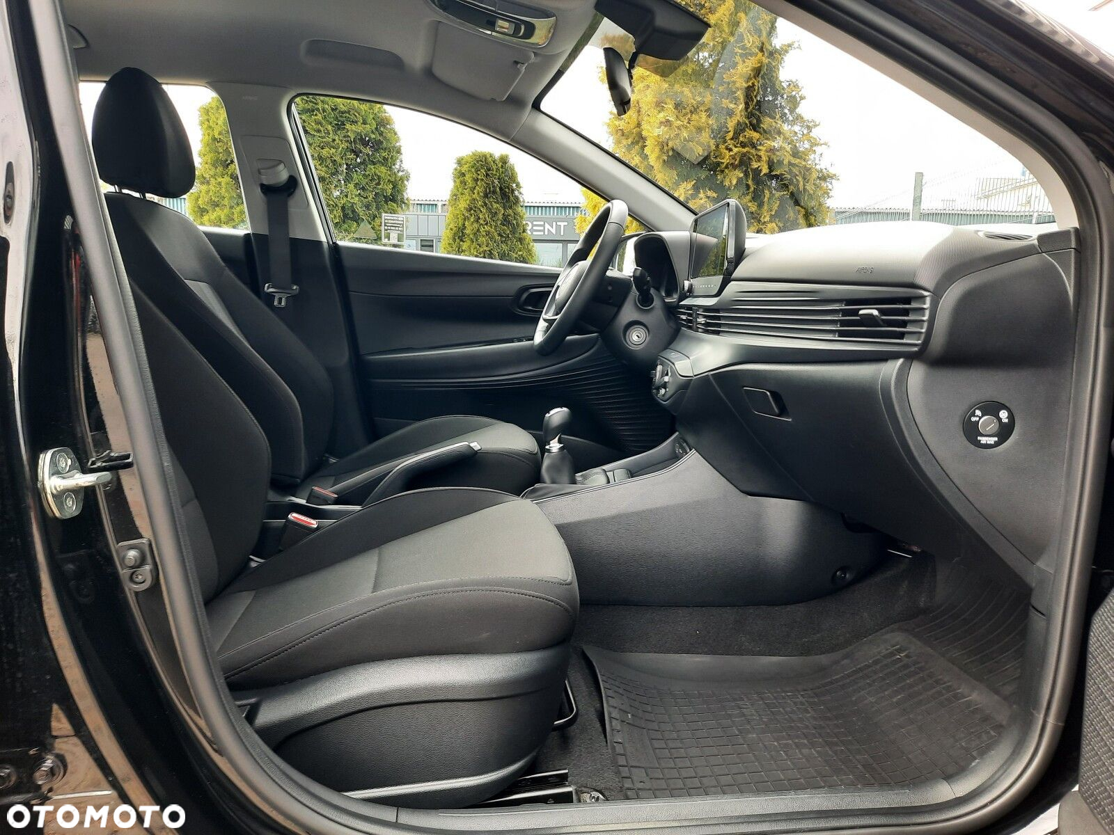 Hyundai i20 1.2 Modern - 12