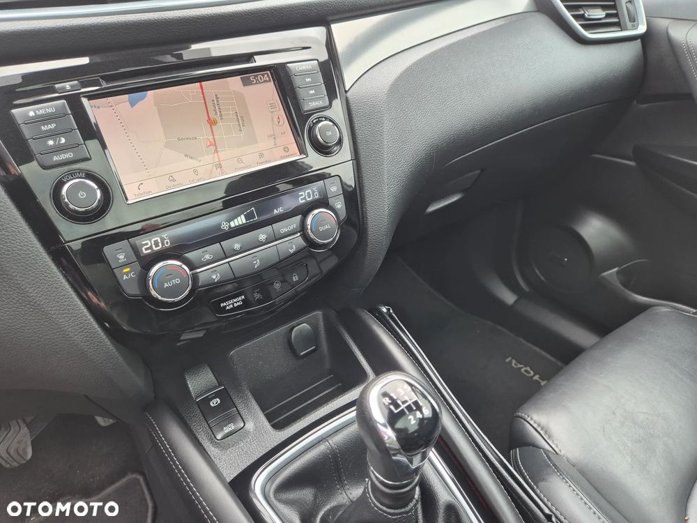 Nissan Qashqai 1.3 DIG-T Tekna+ - 38