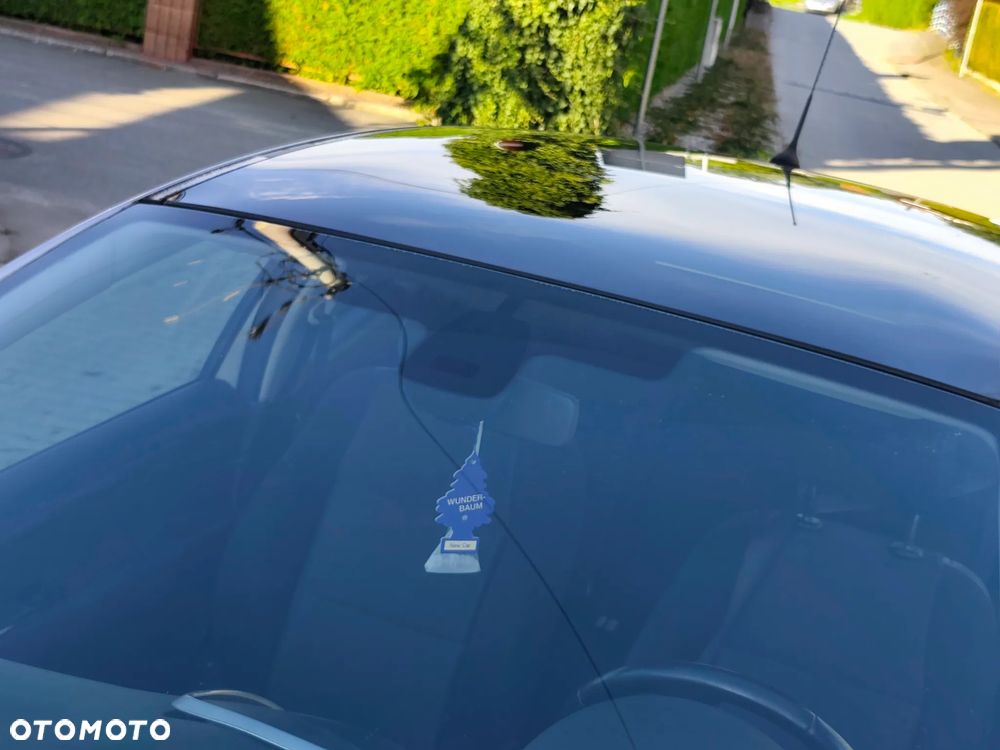 Peugeot 207 90 HDi FAP (Blue Lion) Sport - 4