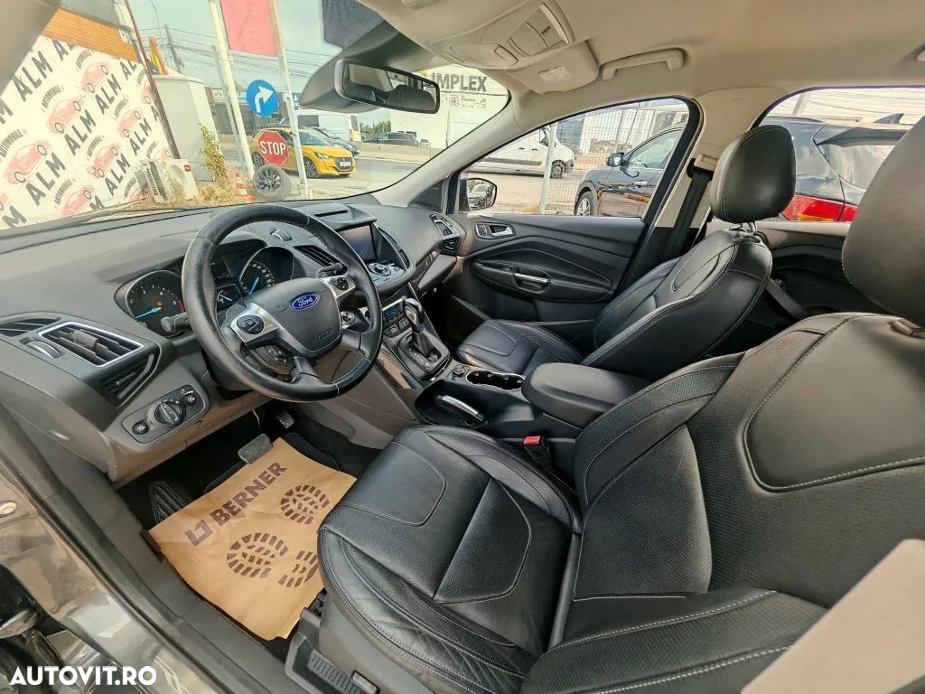 Ford Kuga 2.0 TDCi 4WD Powershift Titanium - 3