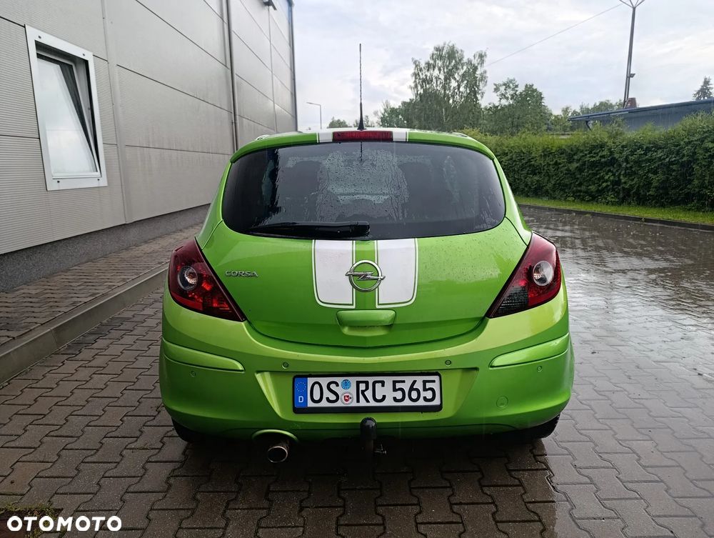 Opel Corsa 1.4 16V Sport - 12