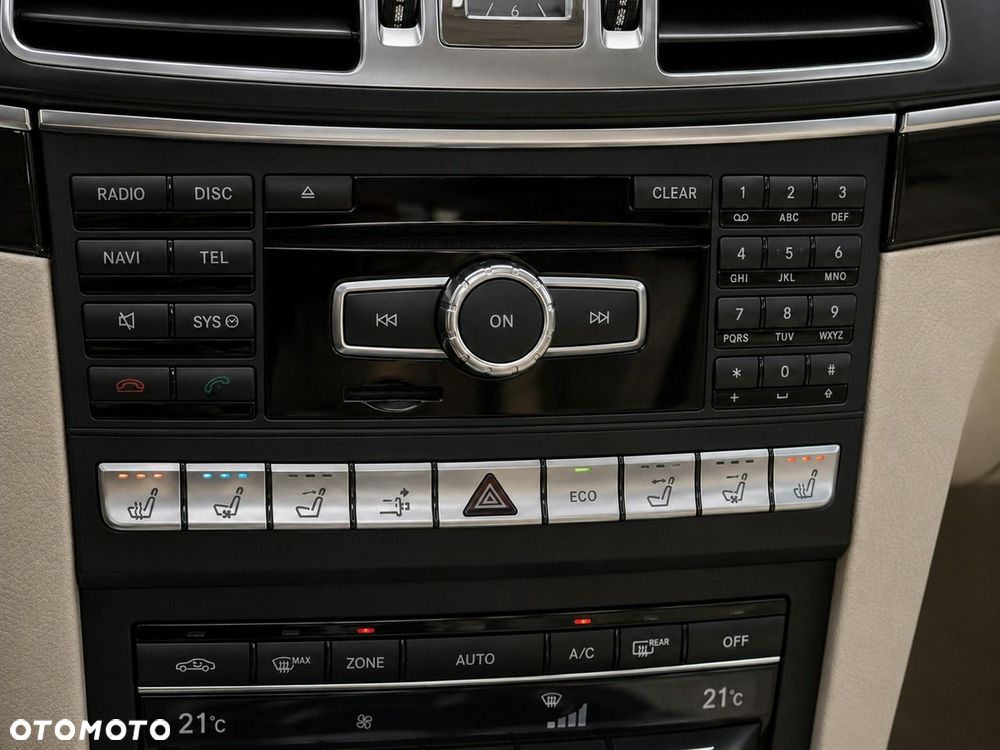 Mercedes-Benz Klasa E 350 BlueTEC 4-Matic Elegance - 13