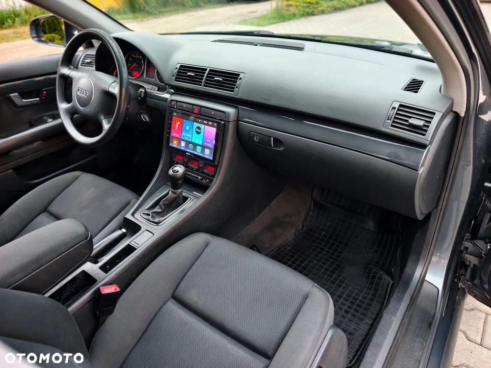 Audi A4 Limousine 2 - 16