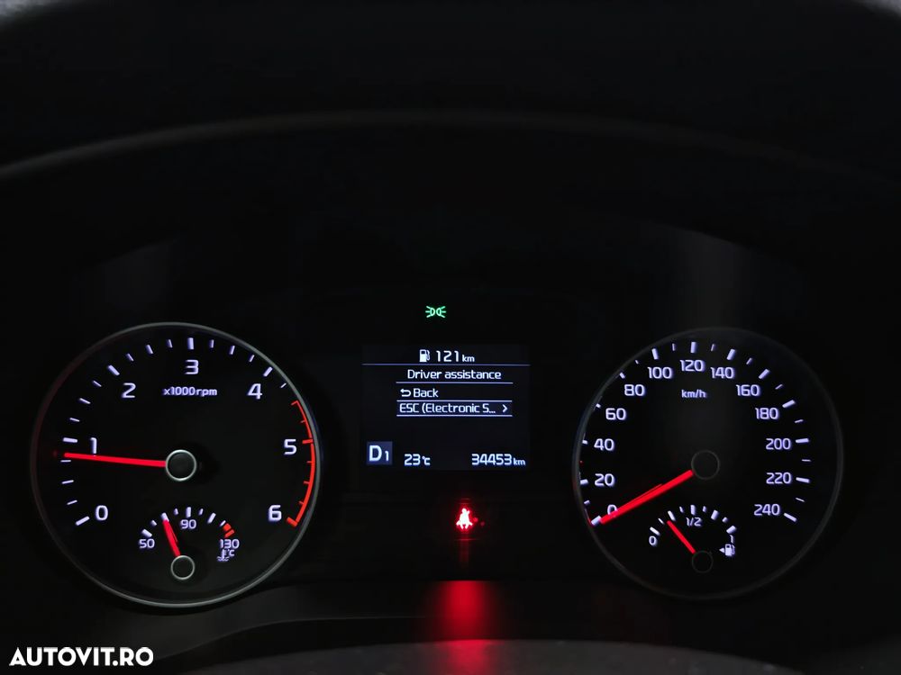 Kia Sportage 1.6 DSL MHEV 7DCT HP 4x2 Plus - 16