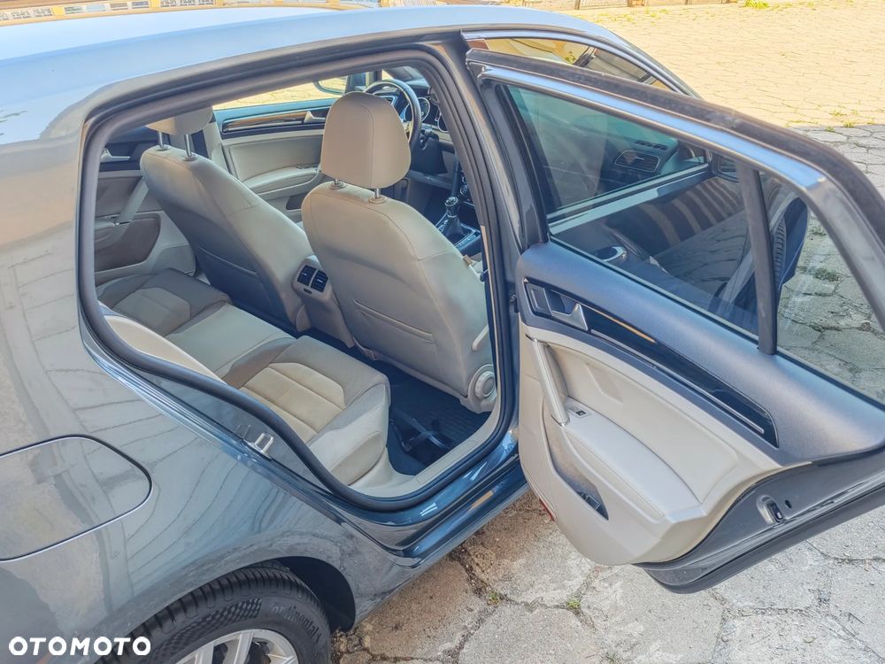 Volkswagen Golf 1.4 TSI BMT Highline - 24