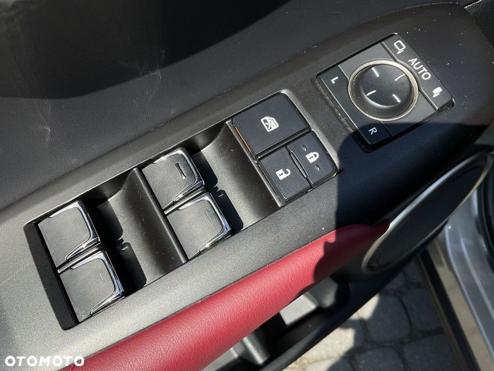 Lexus NX 300h F Impression AWD - 17